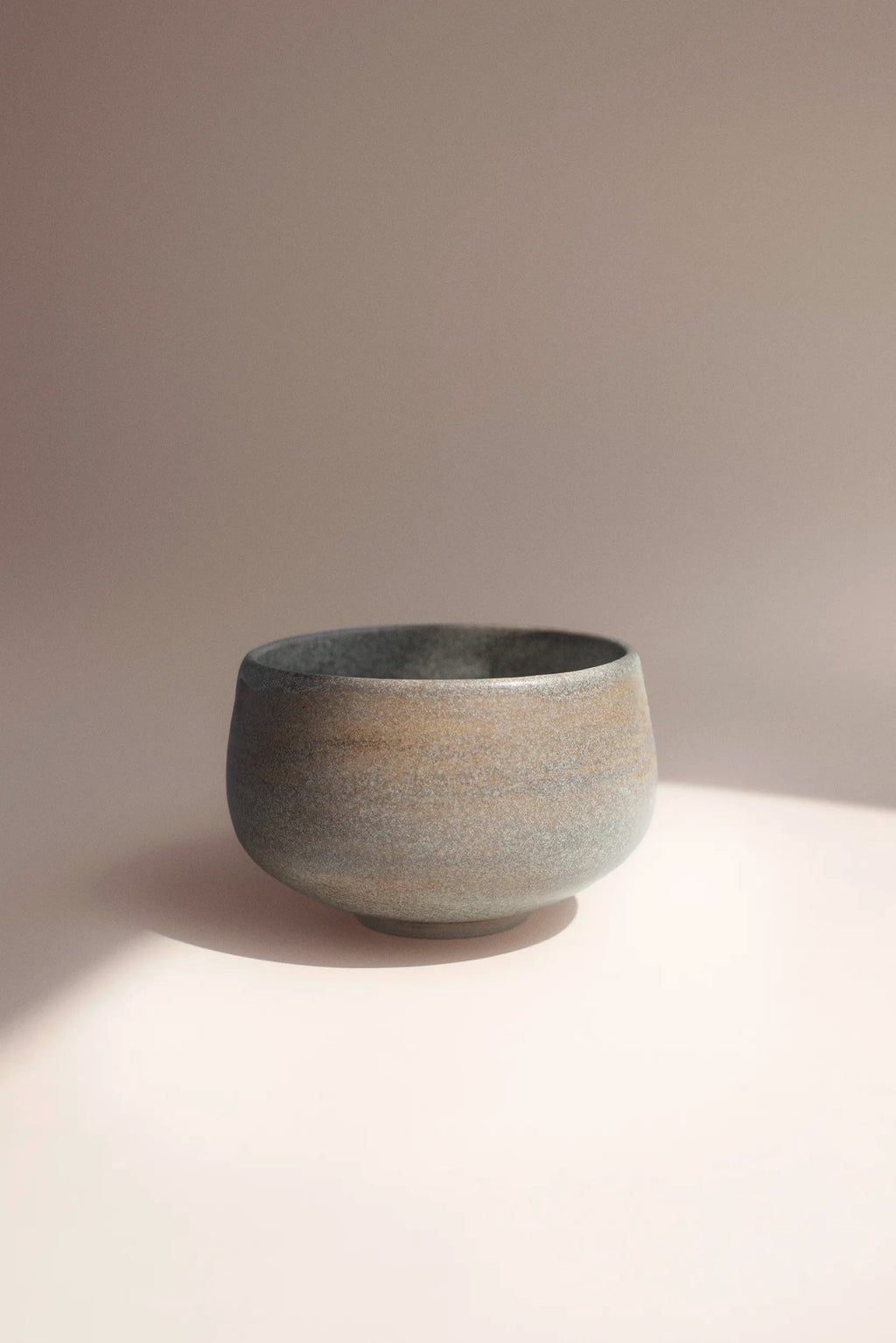 kleine tasse grau
