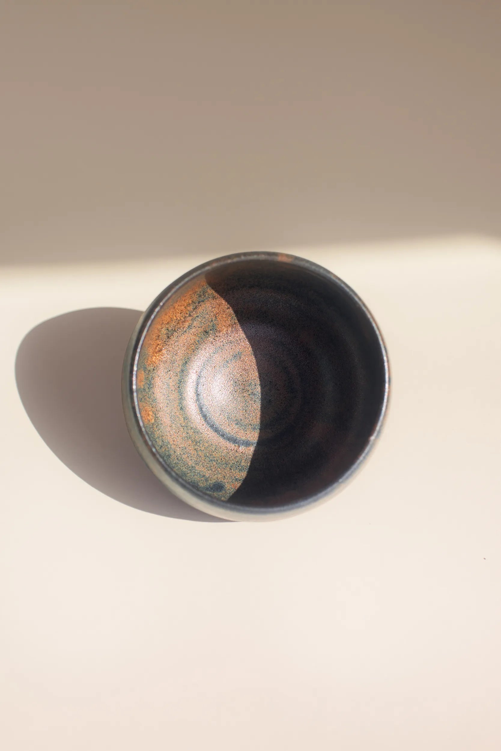 Kleine Tasse Schwarz